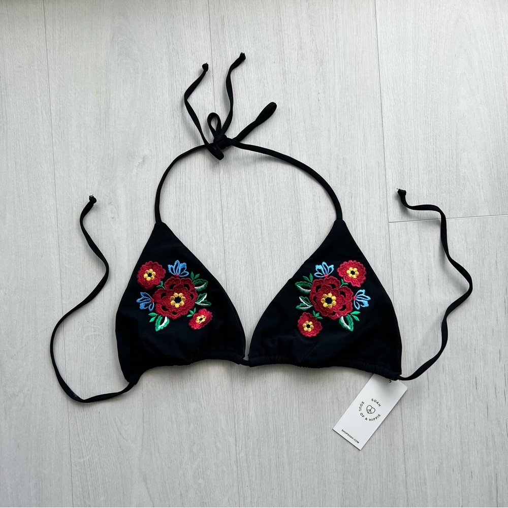 Soul of a Hippie soah triangle bikini top black sz L